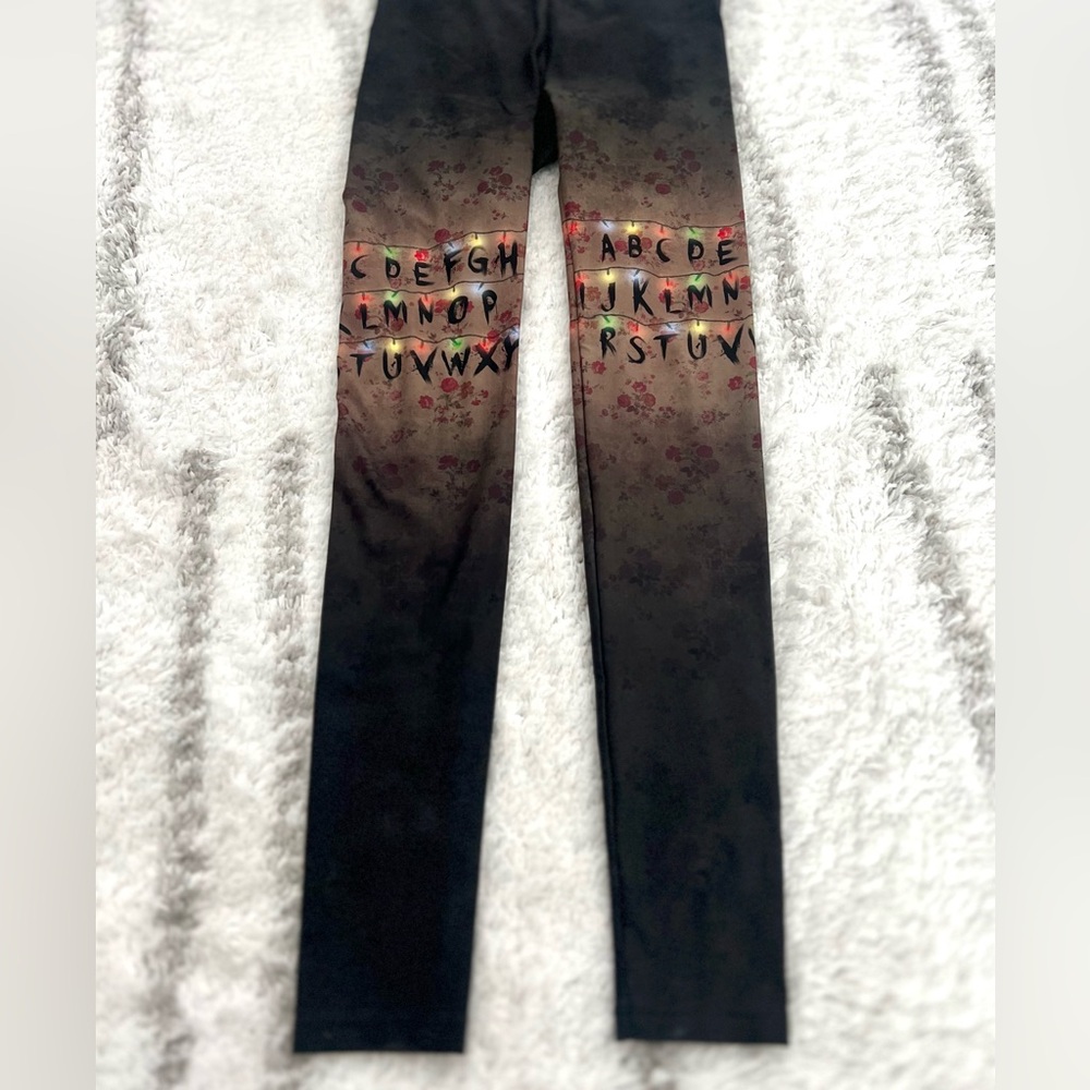 Poprageous Stranger Things Leggings in Size XS